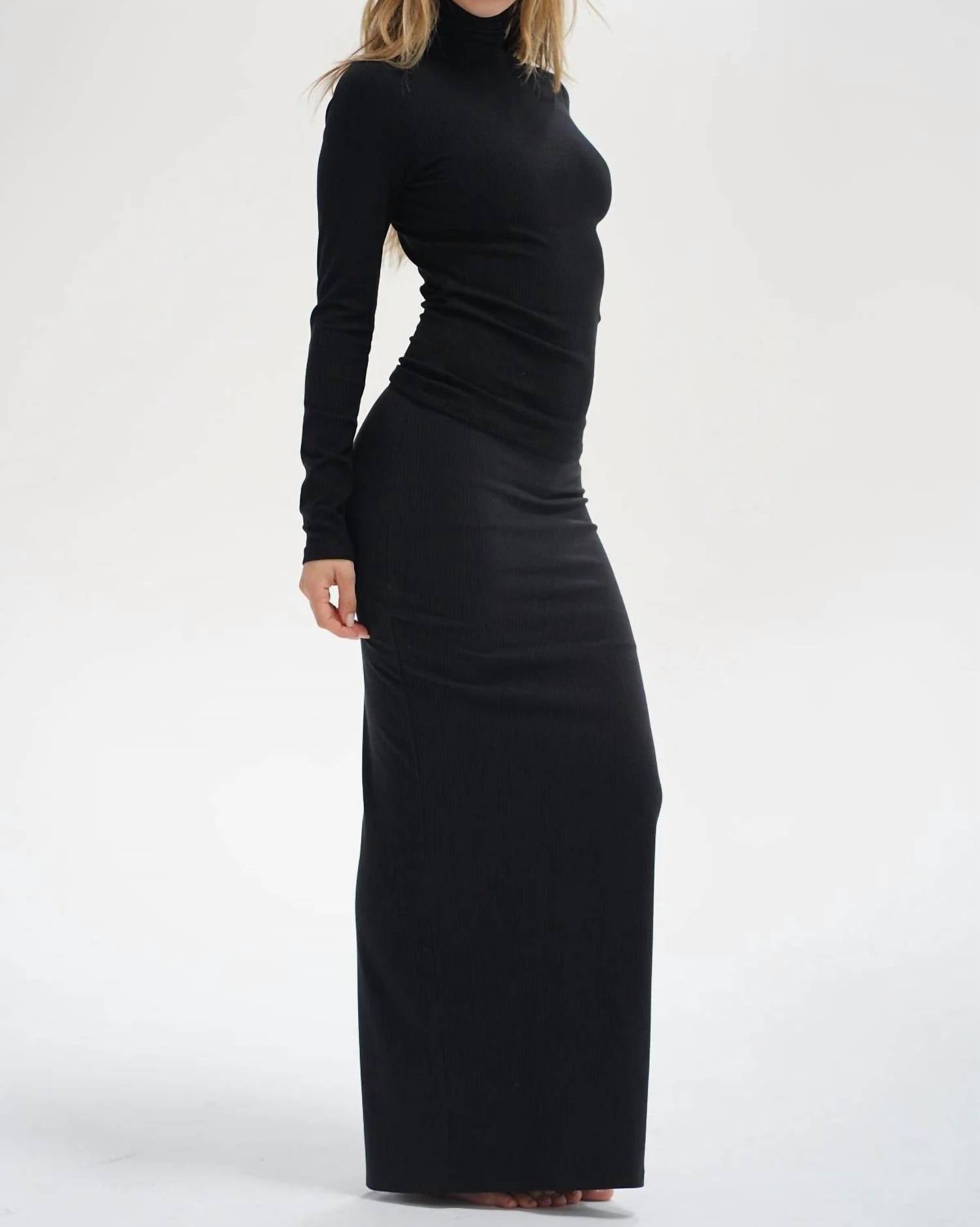 LNA Landon Ribbed Skirt in black - women's skirt
