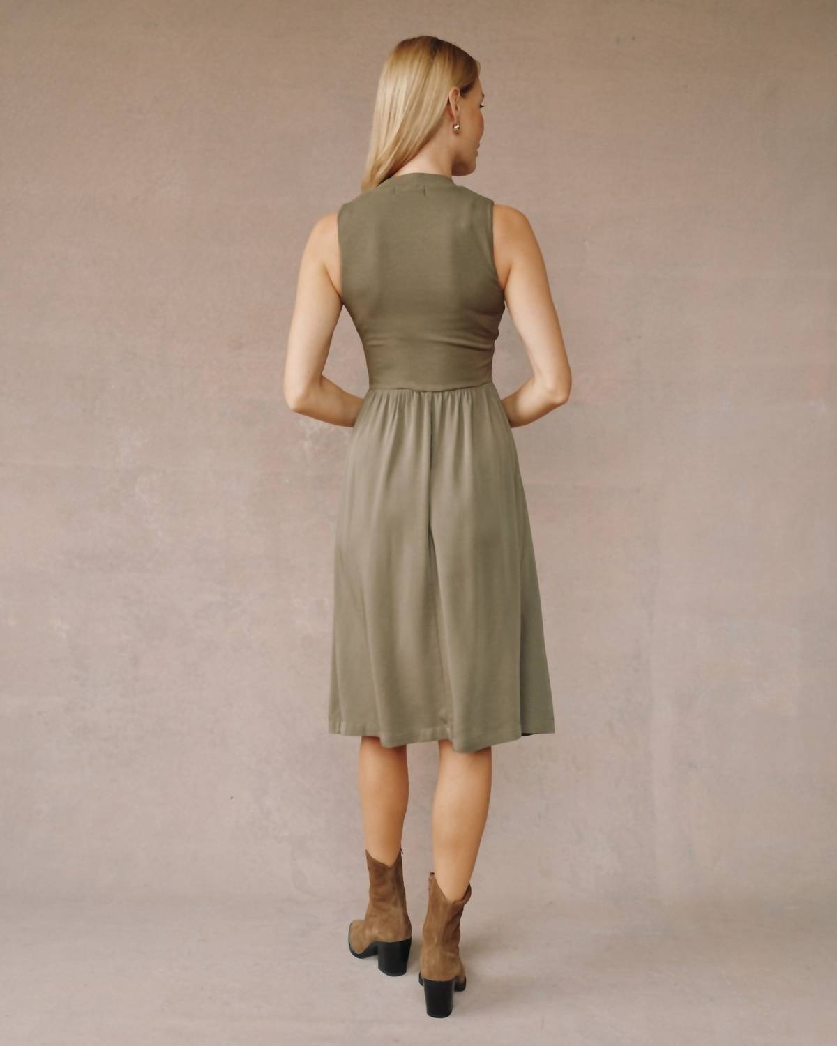 Bella Dahl Sleeveless Mock Neck Mixed Dress in ivy green - women's dress - detail view