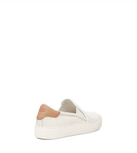 Ugg - Women's Cahlvan Sneaker