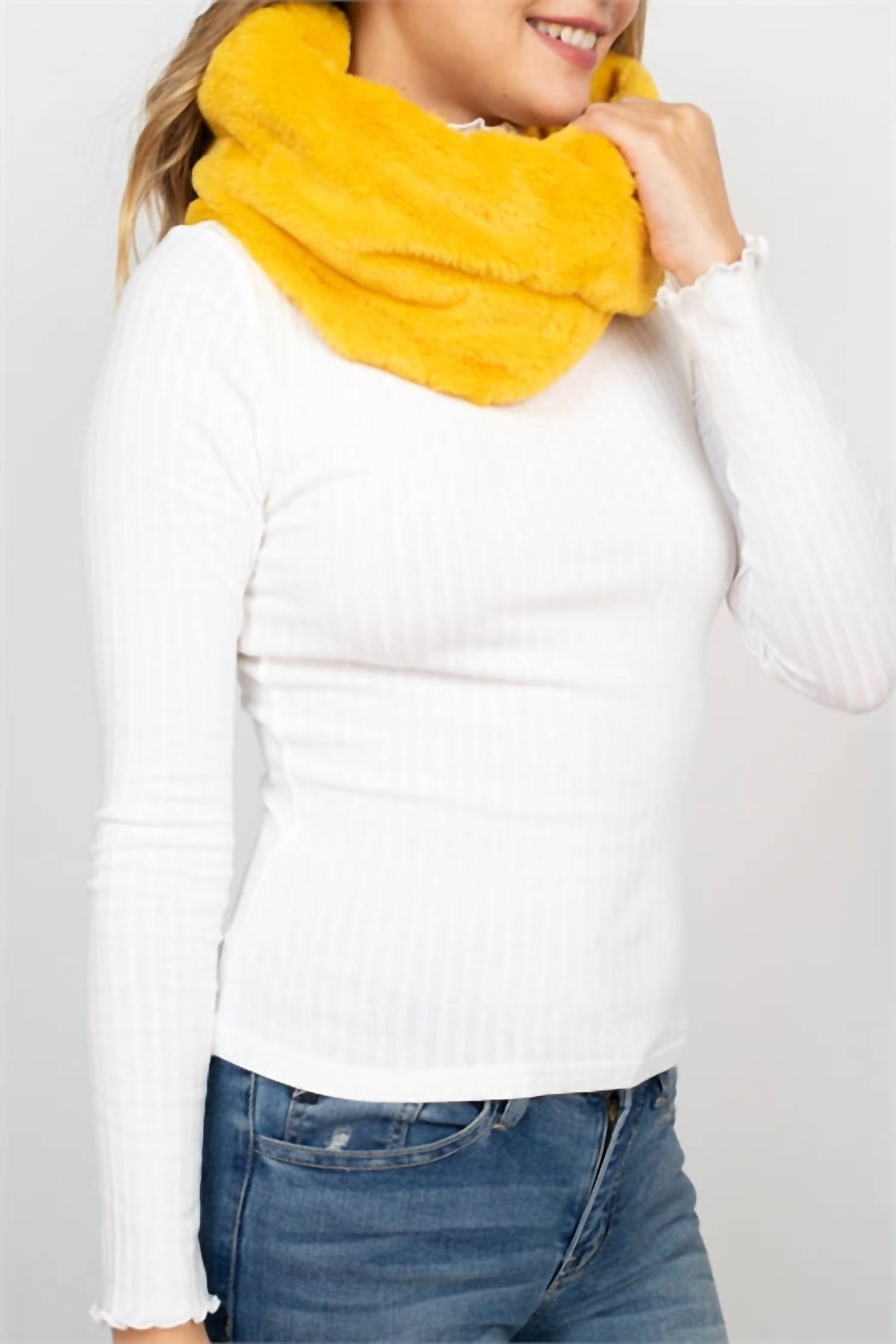 Riah Fashion - Women's Faux Fur Infinity Scarf