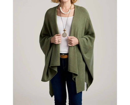 Cobblestone Living - Renata Knit Wrap