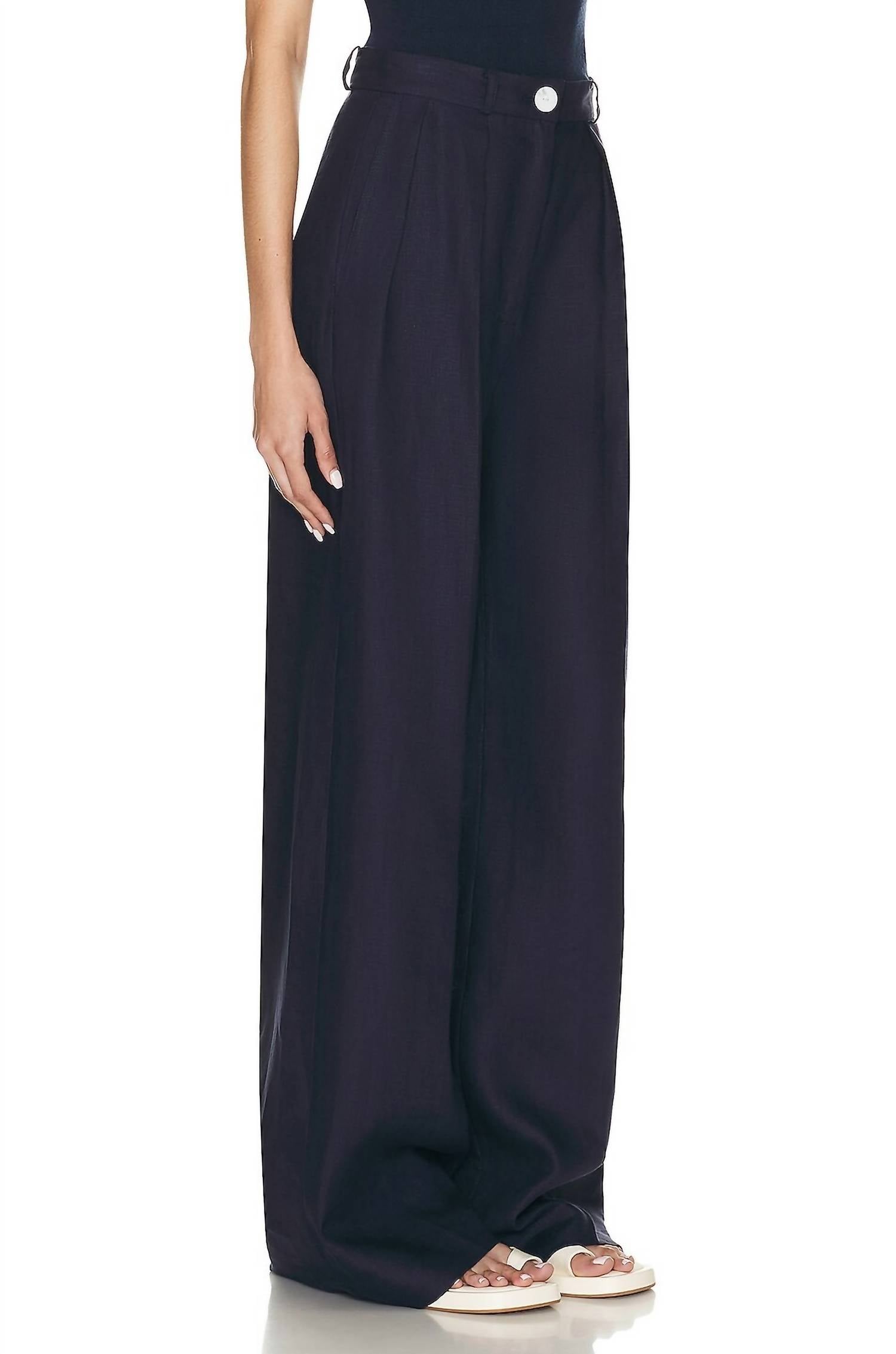 Matthew Bruch - Button Pleated Trouser