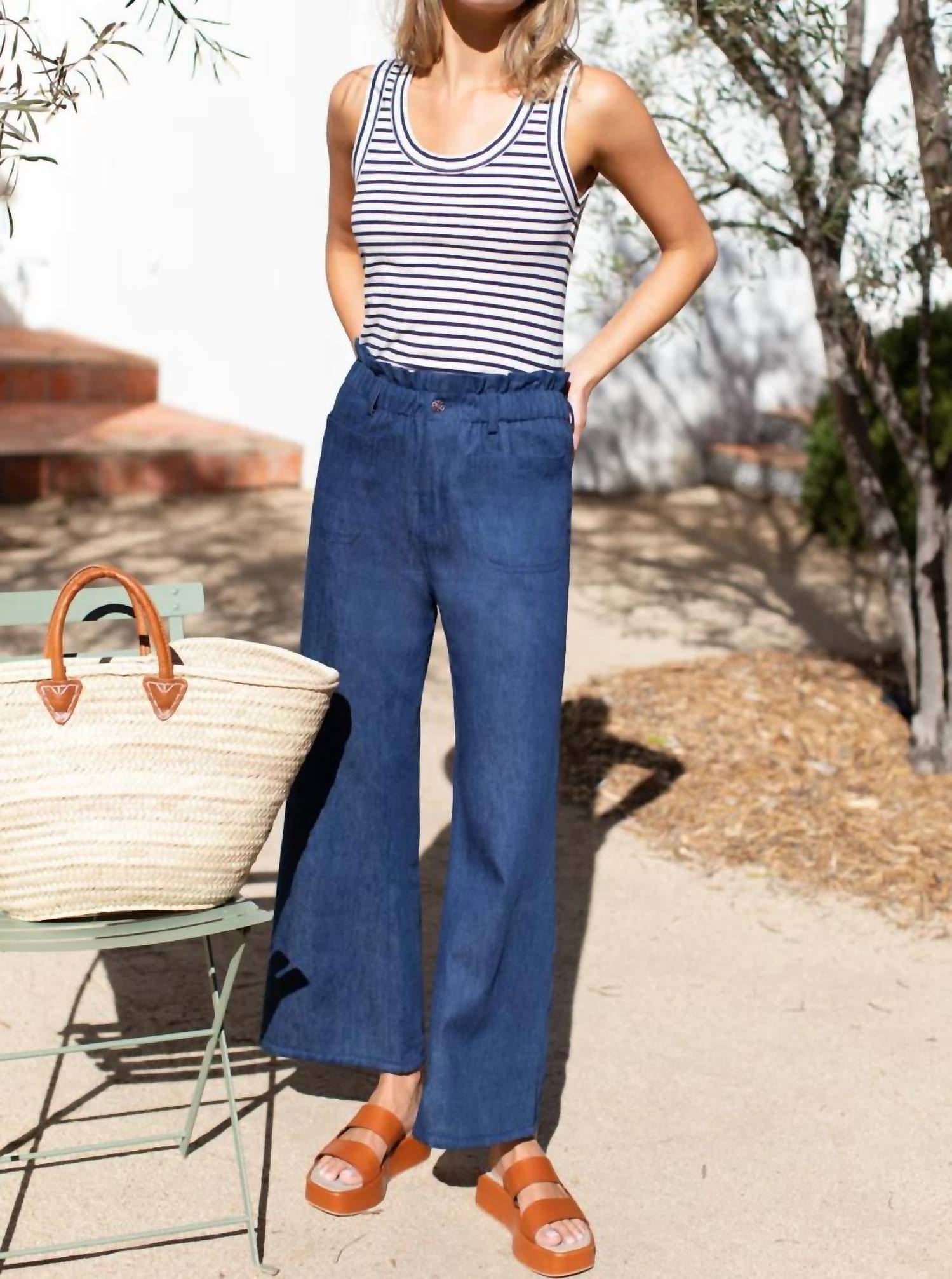 Multiples - Women's Zip Front Flare Leg Crop Jeans