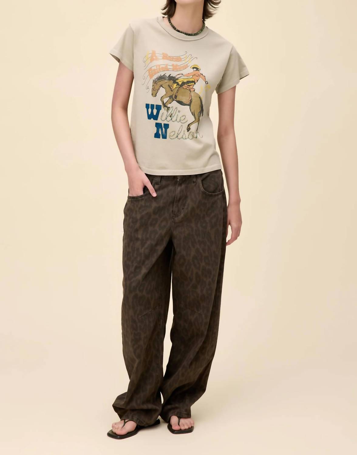 Daydreamer - Willie Nelson Gf Tee