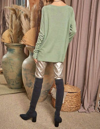 Davi & Dani - Solid Comfort Knit Top