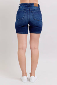 Judy Blue - V-front Bermuda Shorts