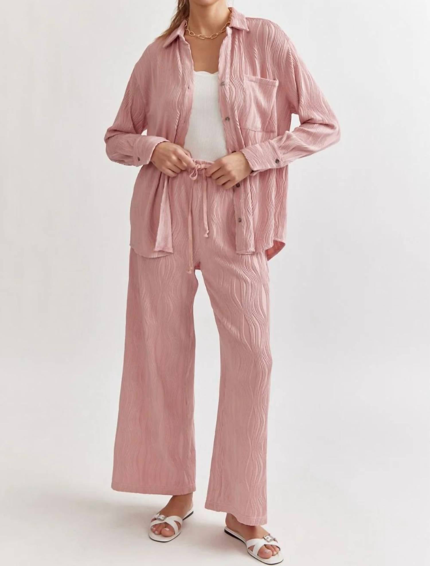 Entro - Wave Textured Long Sleeve Button Up Blouse