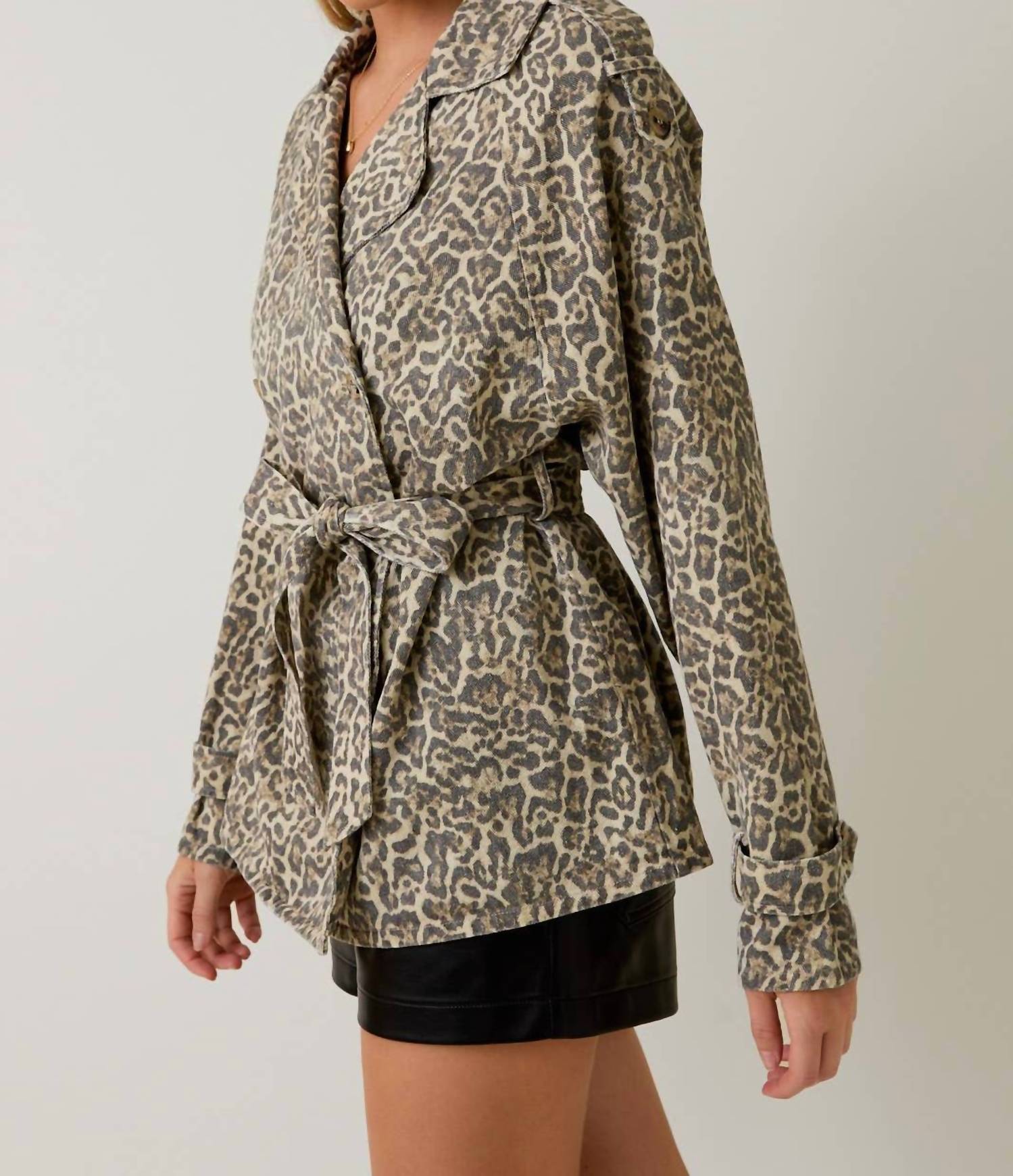 Sunday Edition - LEOPARD PRINTED DOUBLE BREASTED SHORT TRENCH COAT