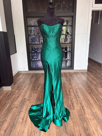Sherri Hill - Women's Off-The-Shoulder Mermaid Dress