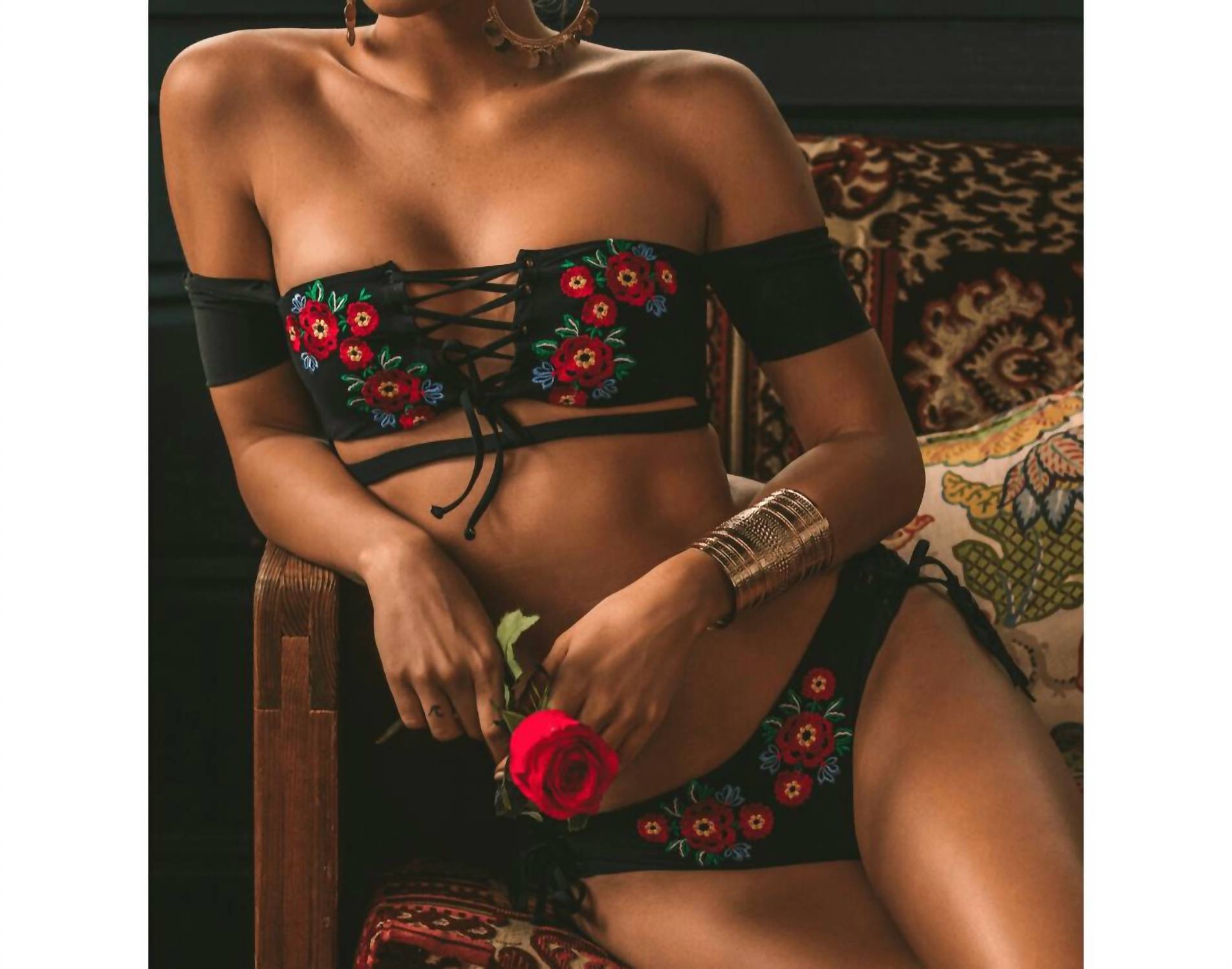 Soah - Women's Eve Bikini Top