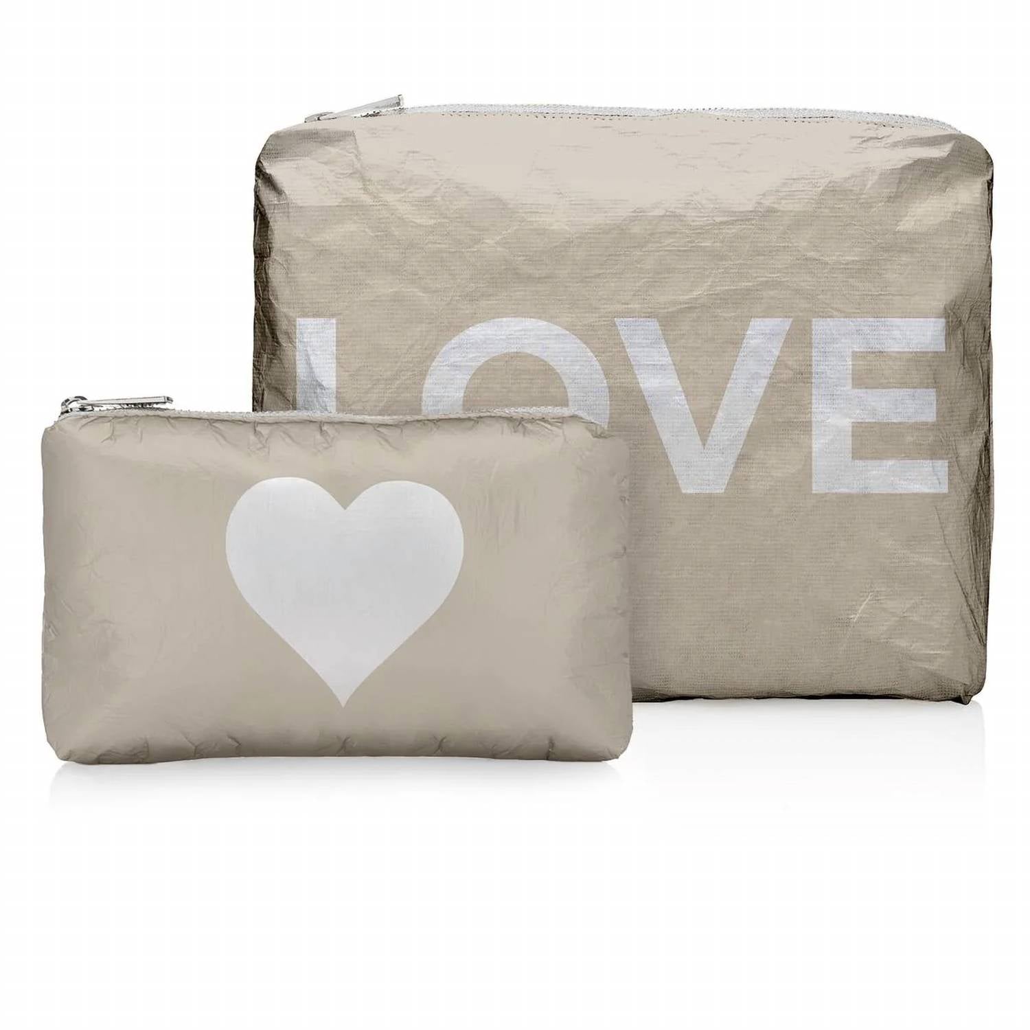 Hi Love Travel - Women's Zipper Pouch