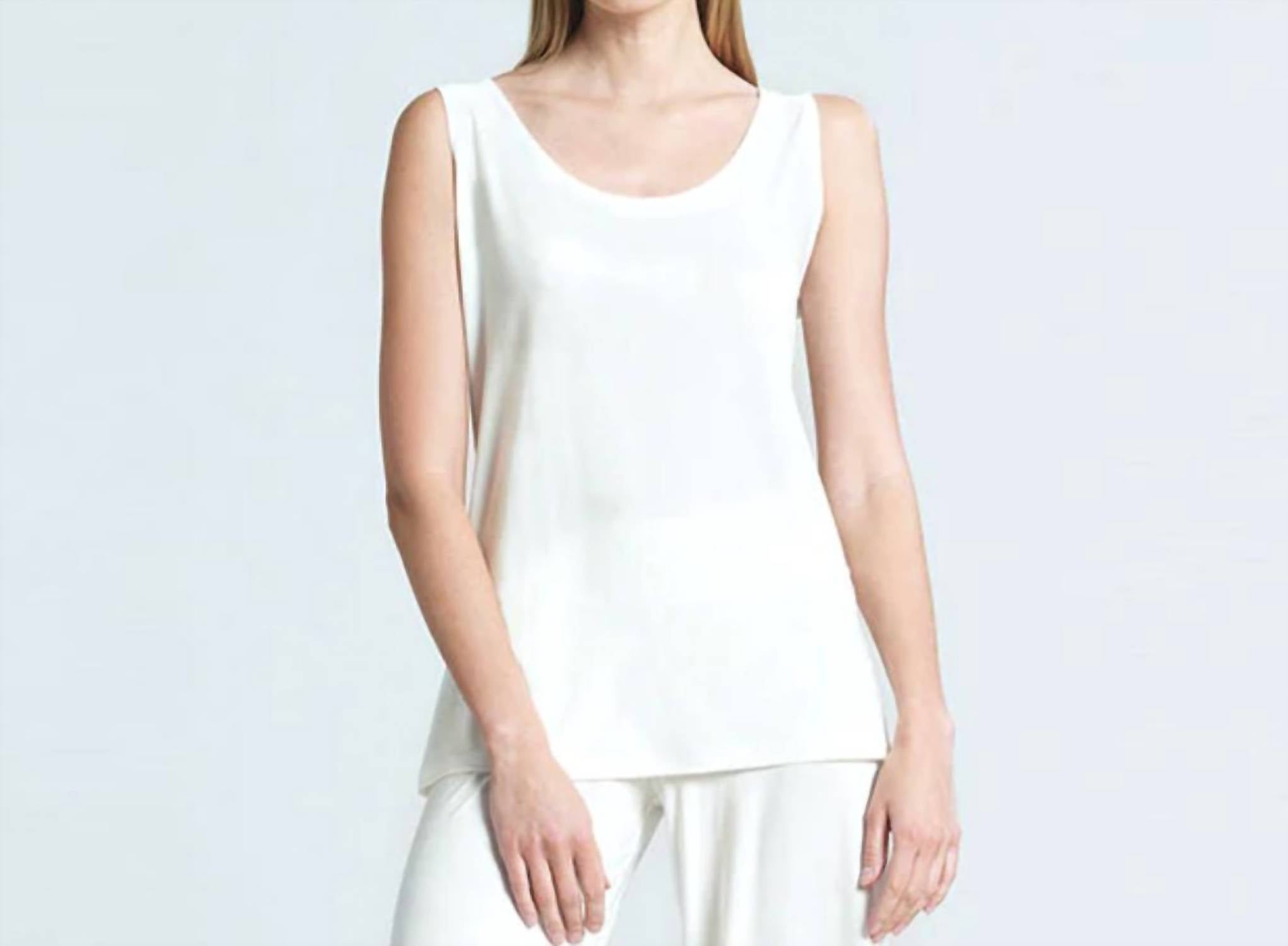 Clara Sunwoo - Scoop Neck Mid Hip Tank