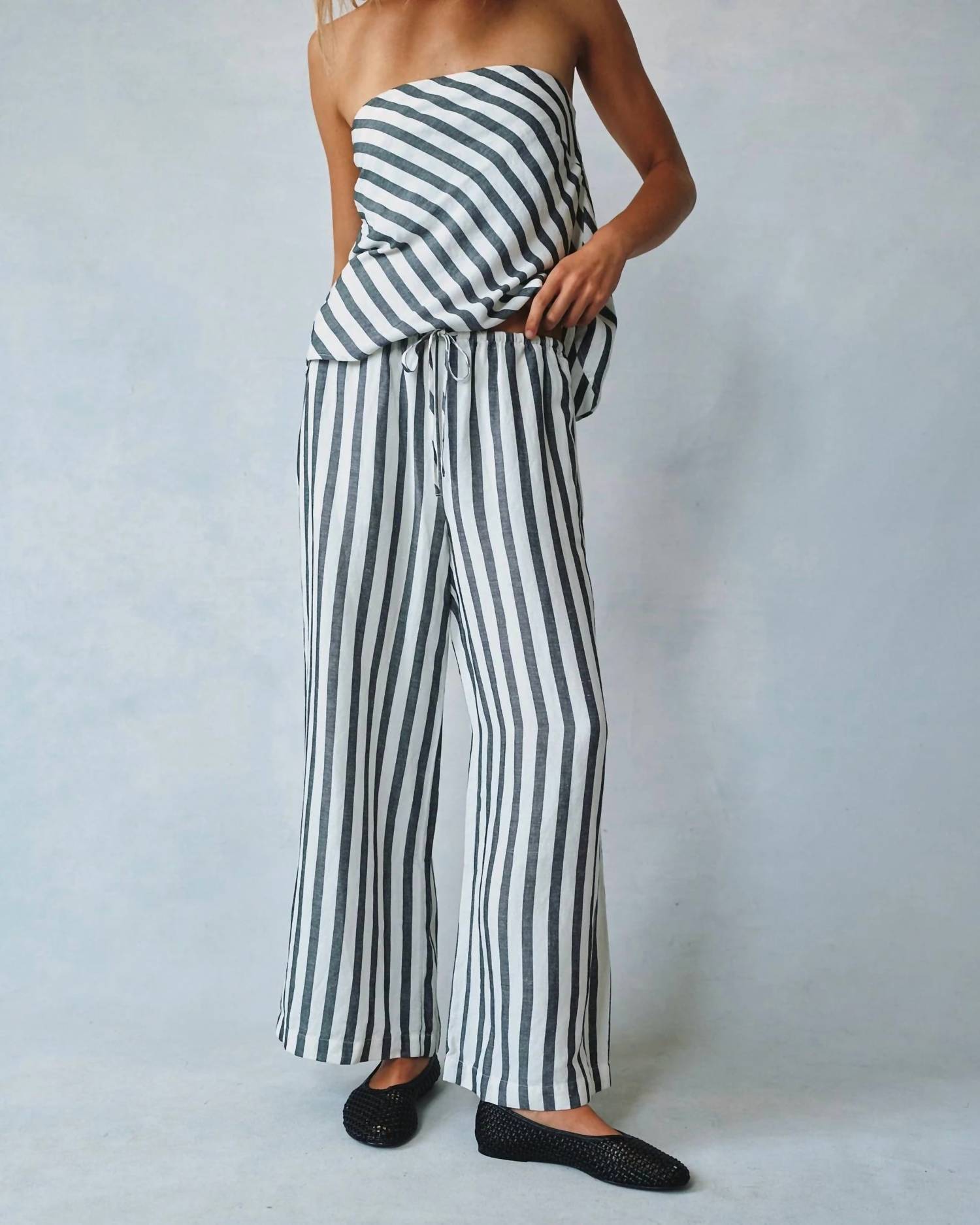 Bella Dahl Wide Leg Crop Drawstring Pant in saint tropez stripe - women's pants