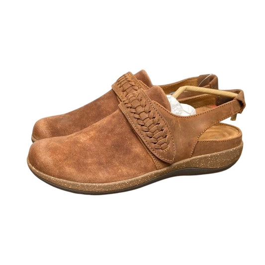 Aetrex - Women's Leni Leather Slingback Clog