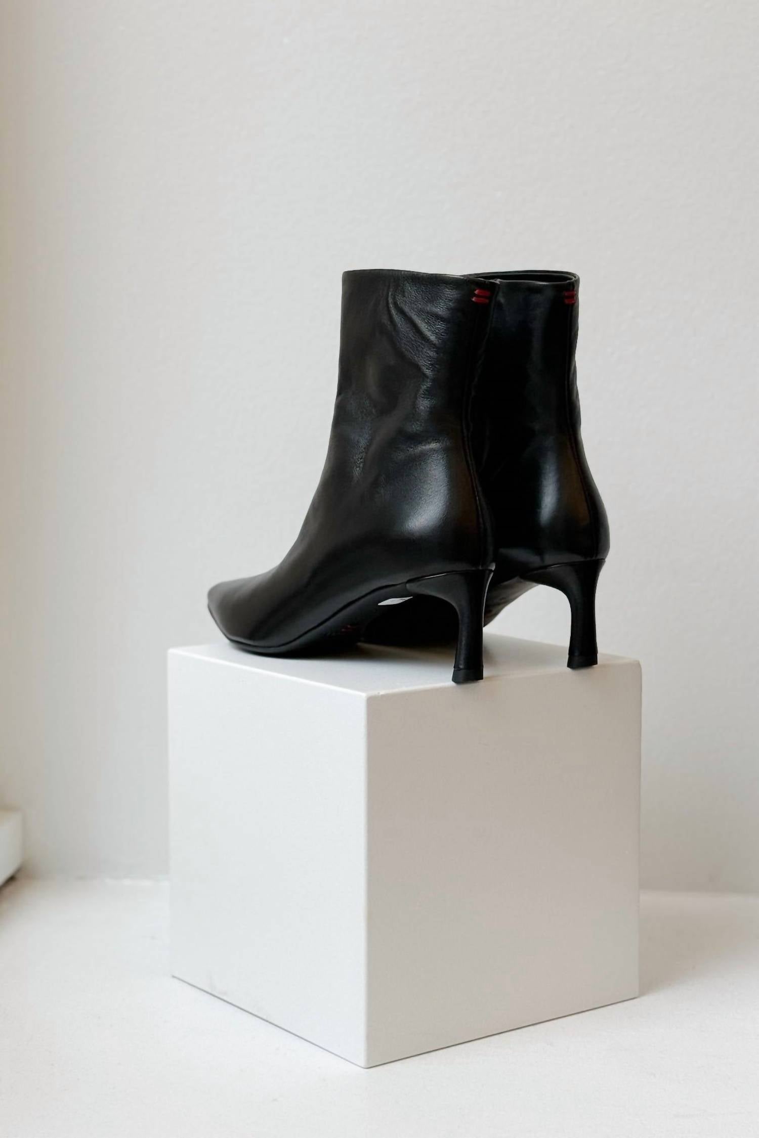 Halmanera - Women's Gil Kitten Boot