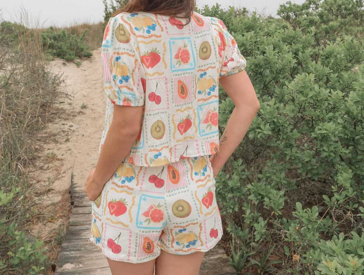 Ee:Some - High-Waist Print Shorts