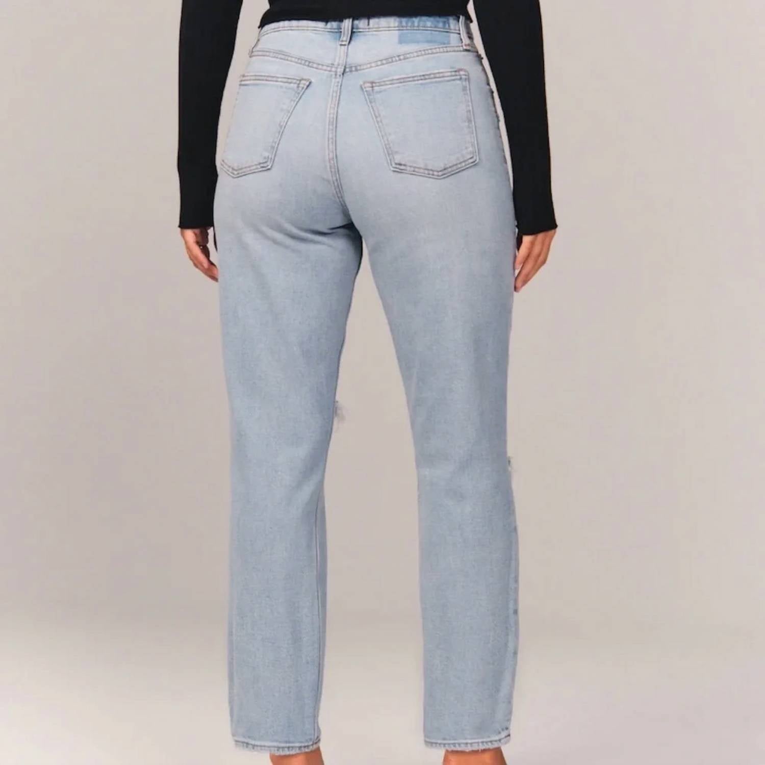 Abercrombie & Fitch - Curve Love High Rise Mom Jean