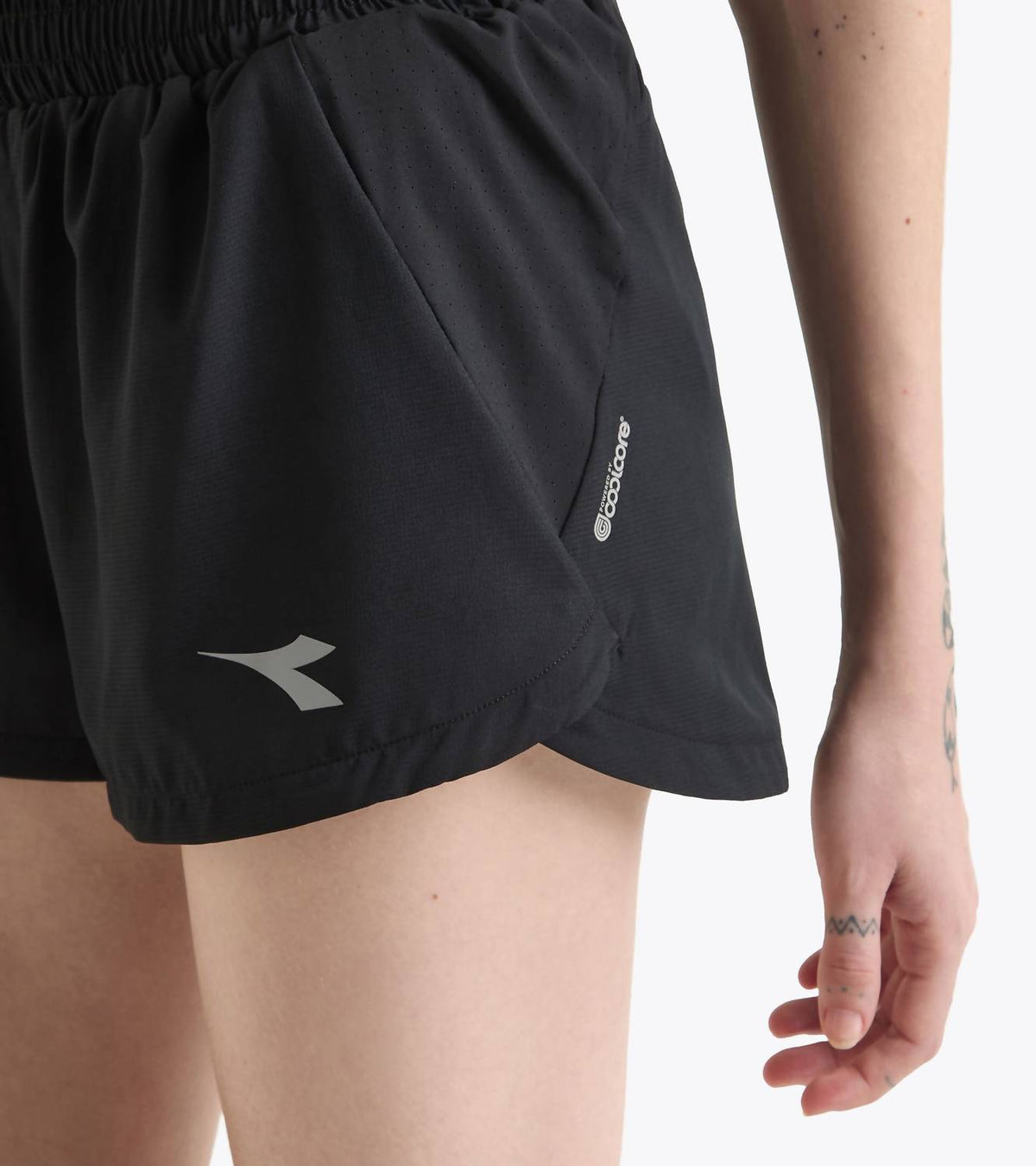 Diadora - L. Super Light Split Shorts