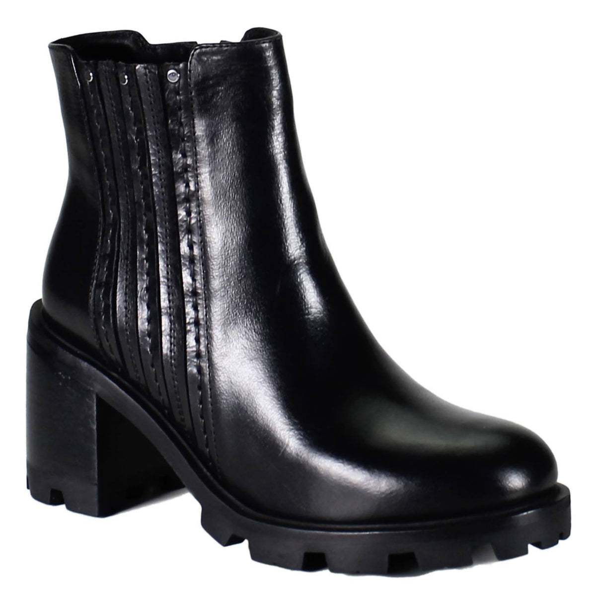 Diba True - Women's Spice Berry Chelsea Boot
