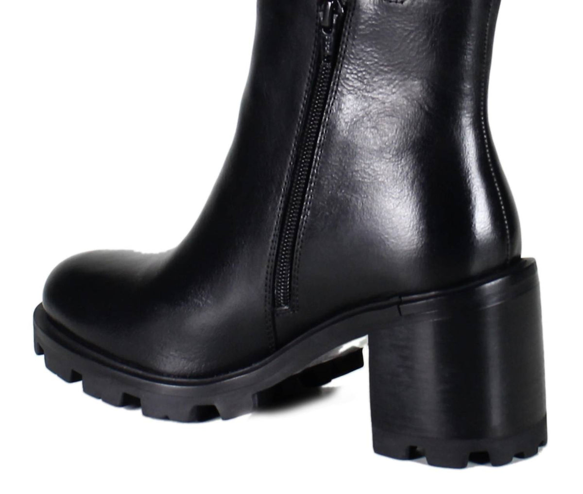 Diba True - Women's Spice Berry Chelsea Boot