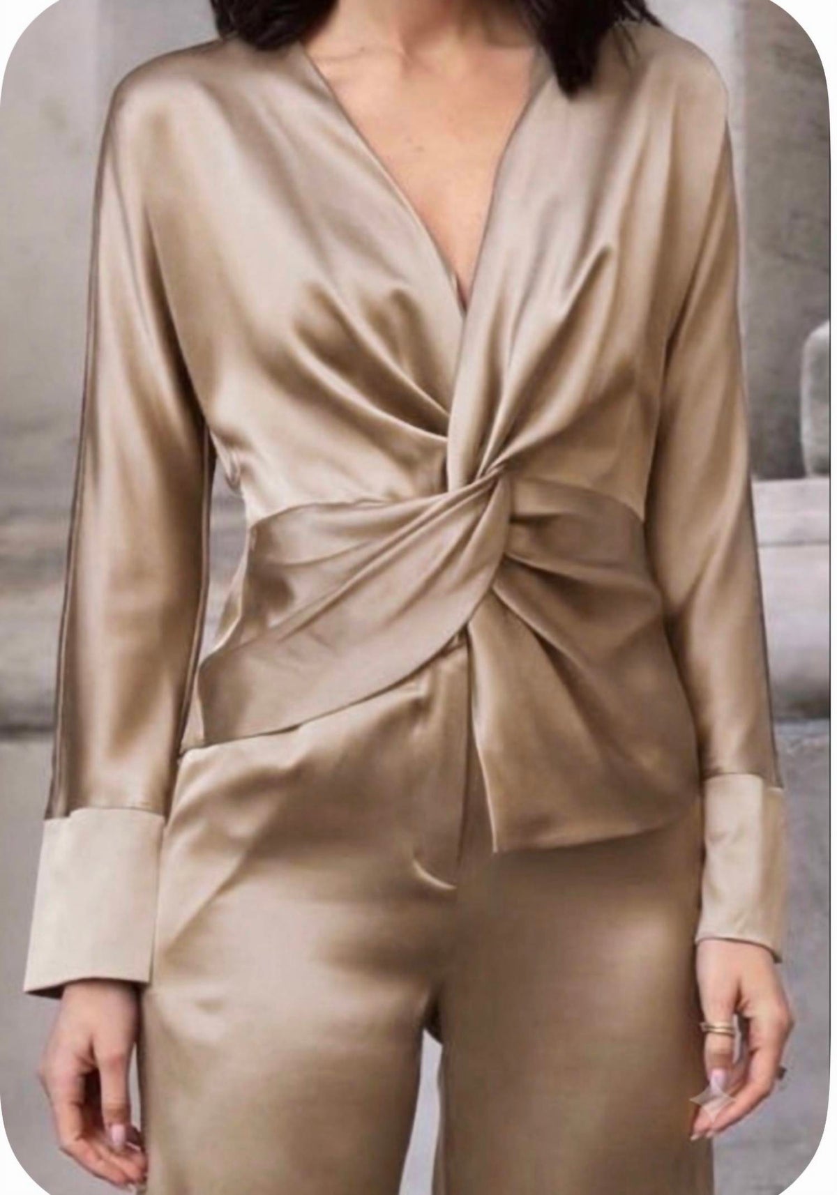 Diomi - Twist Front Blouse