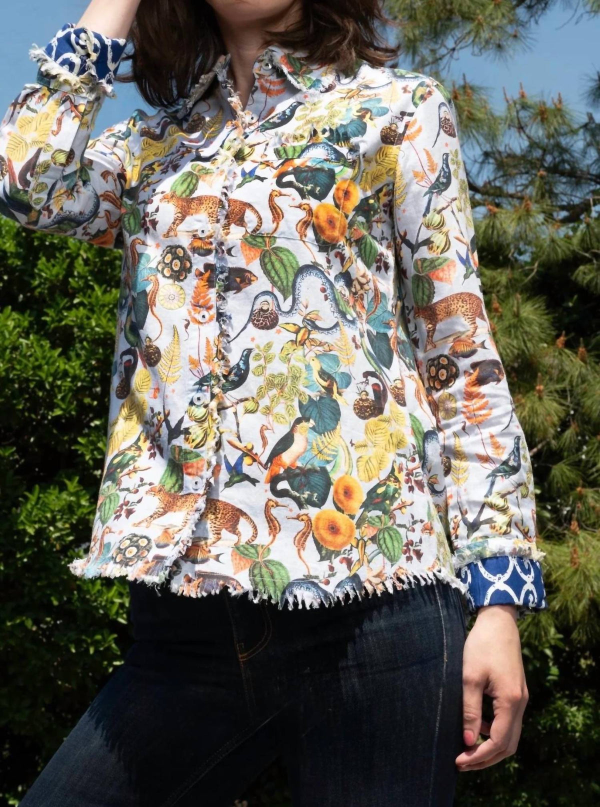 Dizzy-Lizzie - Cape Cod Flowers And Creatures Top