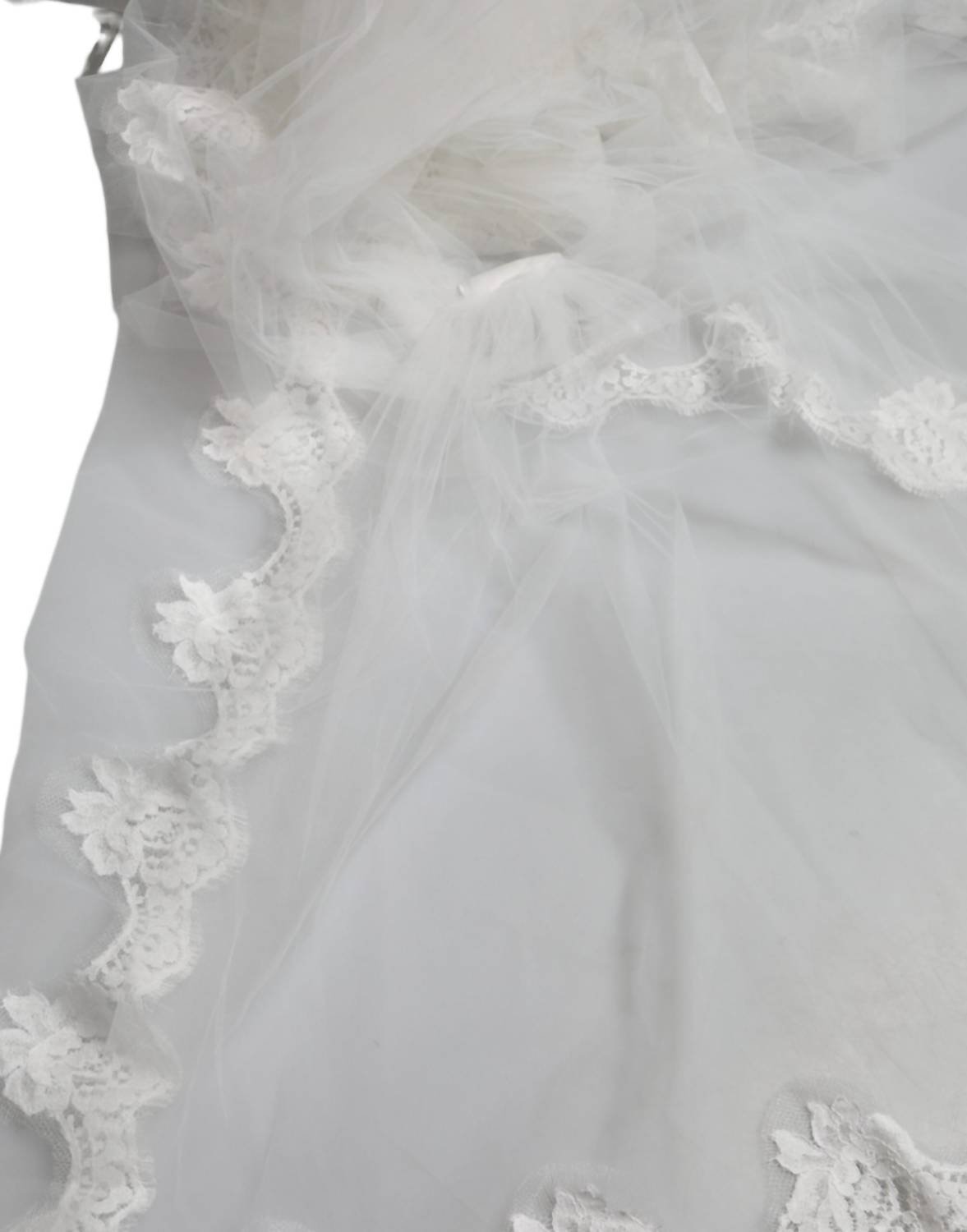 Dolce & Gabbana - Women's Floral Lace Nylon Floor Length Wedding Veil - accessories - floral - hair - accessories