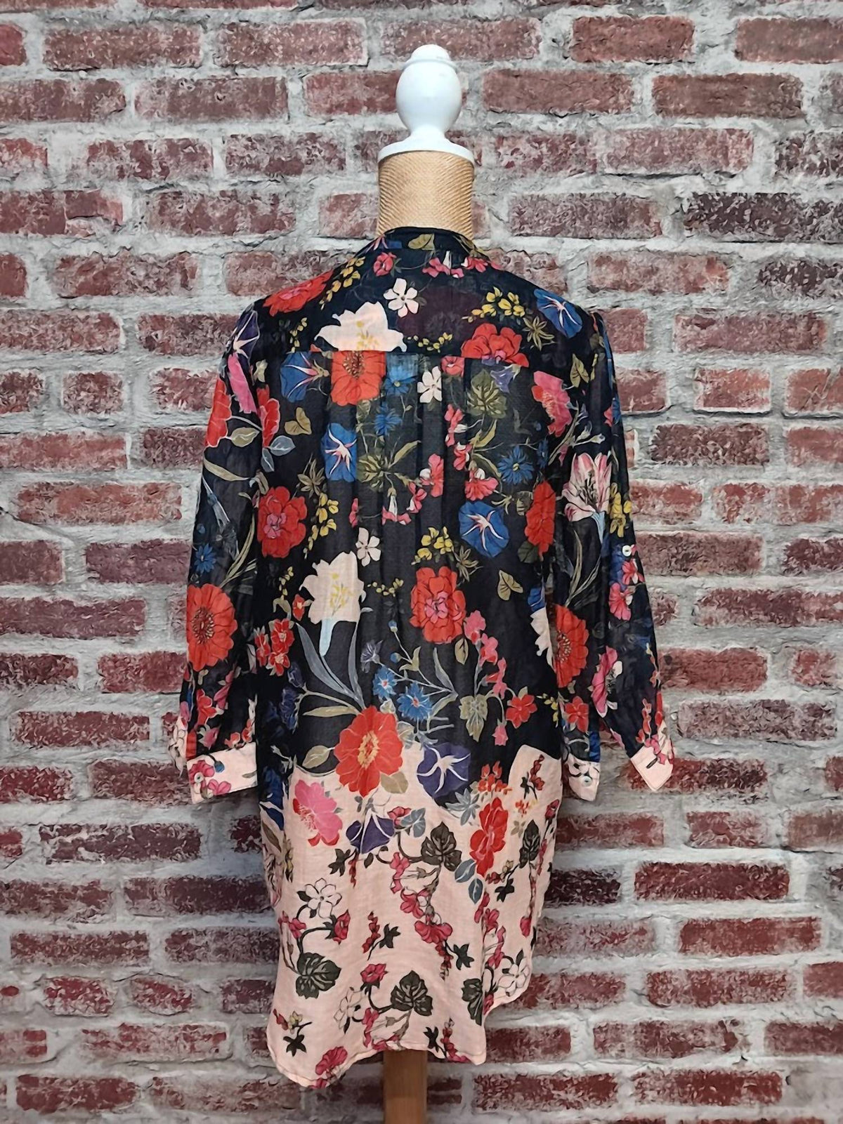 Dolma - Women's Floral Top