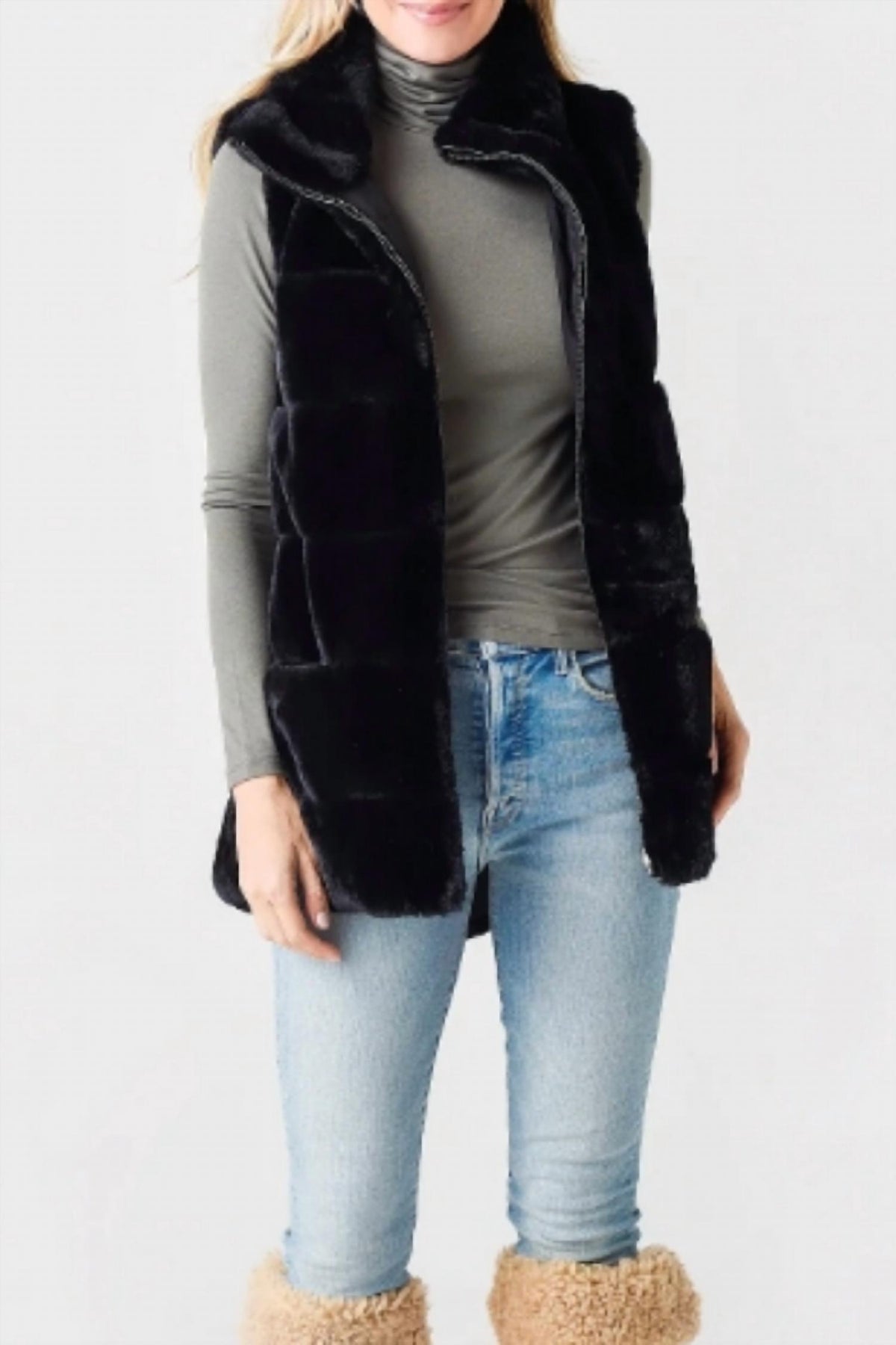 Dylan By True Grit - Women's Fur Reversible Vest