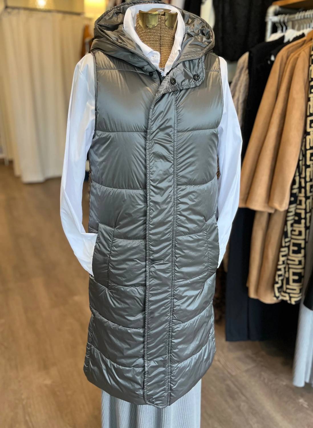 Dylan - Women's Long Puffer Vest