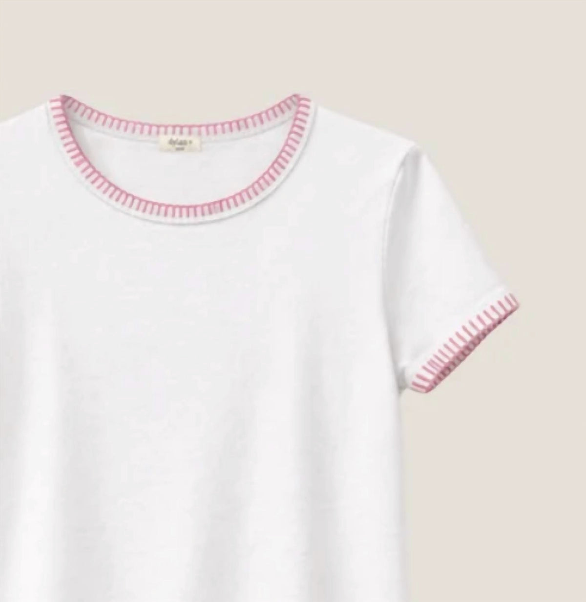Dylan - Women's Brooks Blanket Stitch Tee