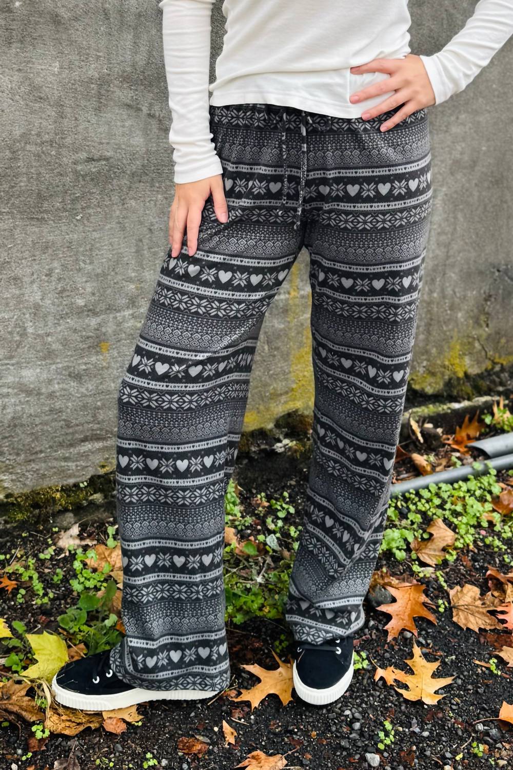 Dylan - Women's Drawstring Pants