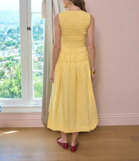 Moon River - Sleeveless Smocked Midi Dress