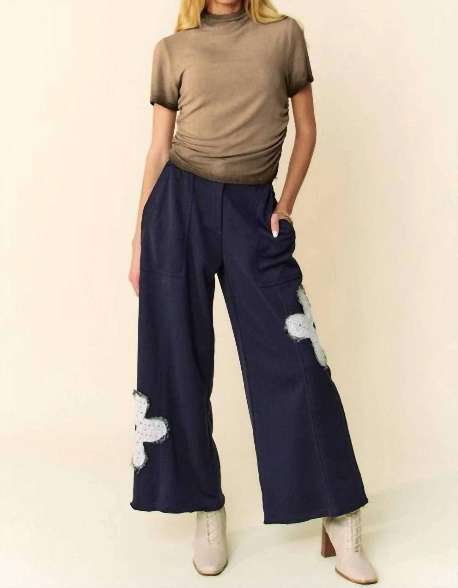 Davi & Dani - Floral Patch Terry Pants - Plus
