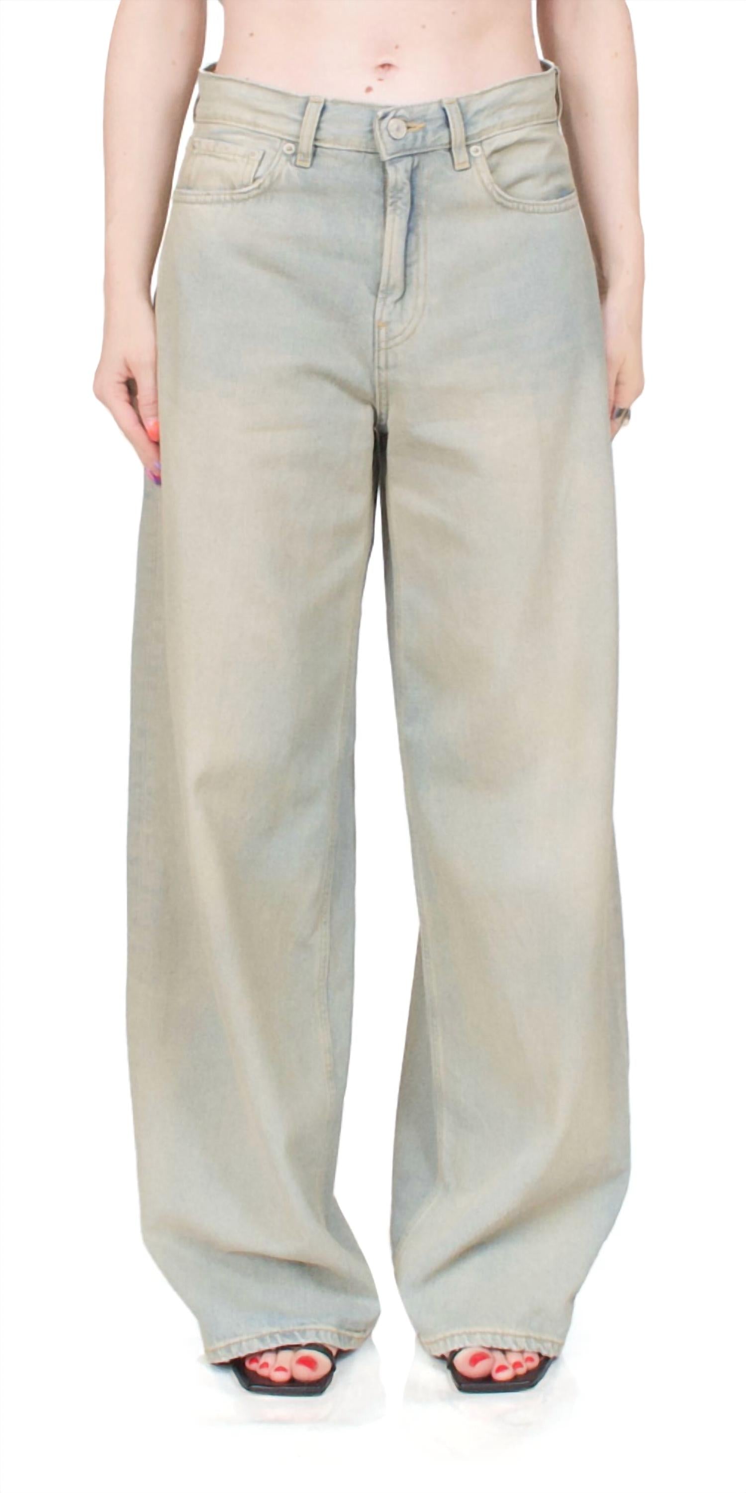 6397 Roomy Jean in ghost blue - women's jeans