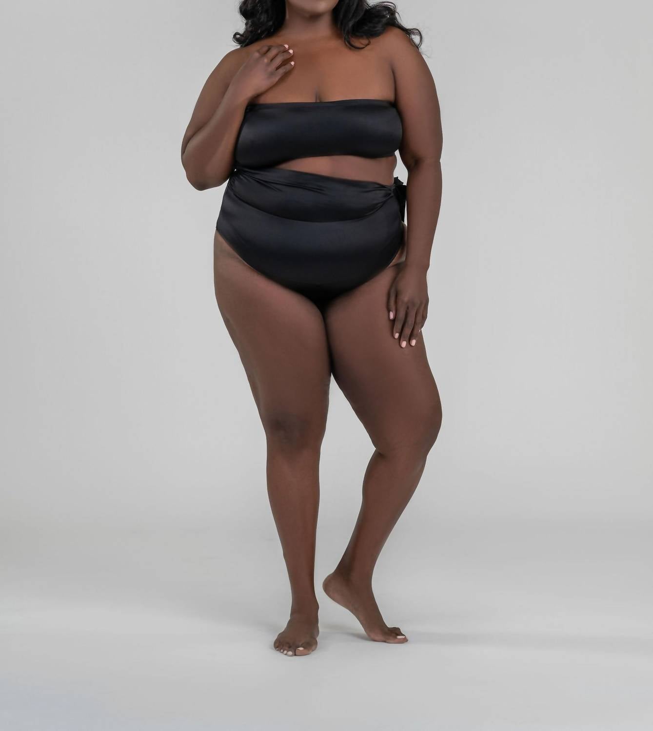 Good American - SATIN SIDE TIE CUT OUT SWIMSUIT