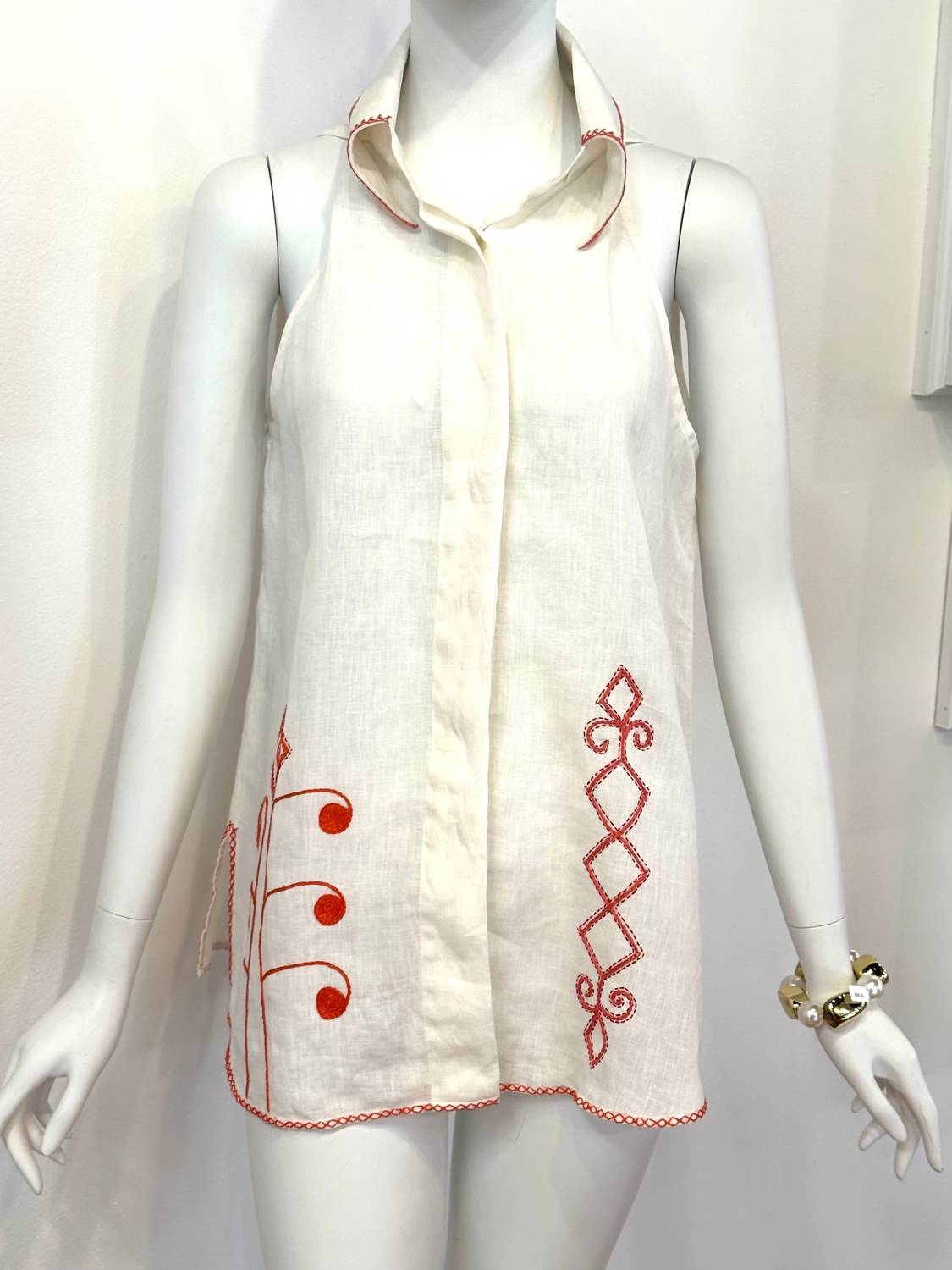 Alamwar - Manju Tomato Embroidery Top