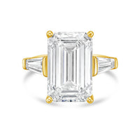 Diana M Jewels - Women's Emerald & Baguette Lab-Grown Diamond Fashion Ring (6.00 Ct) - Elegant