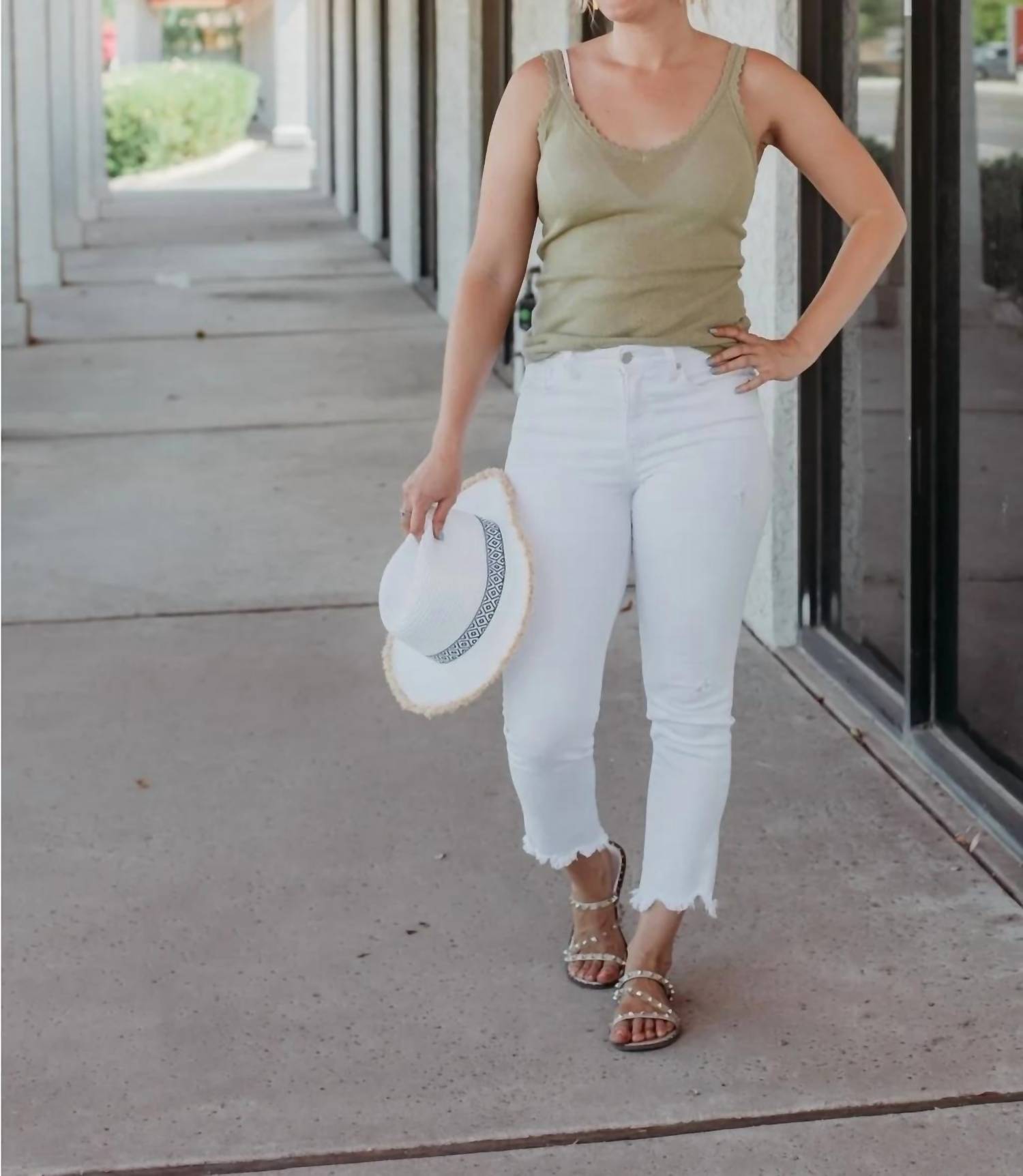 Hem & Thread - Sleeveless Sweater Tank