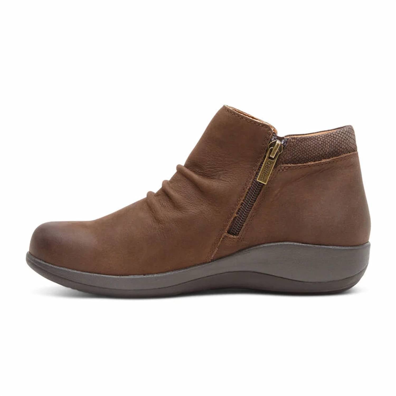 Aetrex - Women's Luna Ankle Boot - Wide