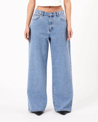 Abrand Jeans - 95 Mid Rise Super Baggy Jeans