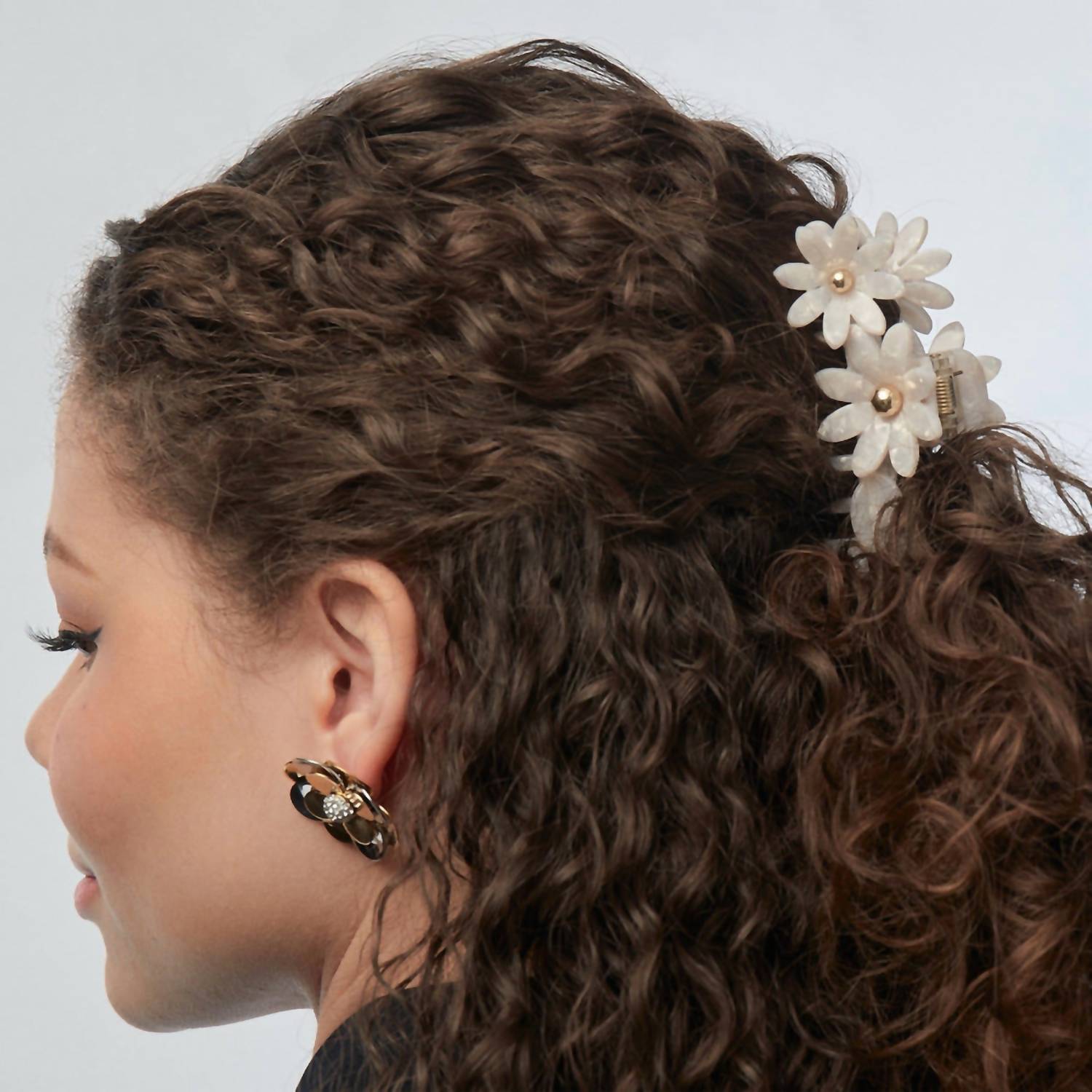 Lele Sadoughi - Petunia Claw Clip