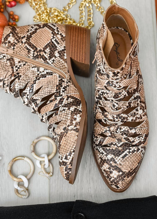 Qupid - Women's Sadie Ankle Boots