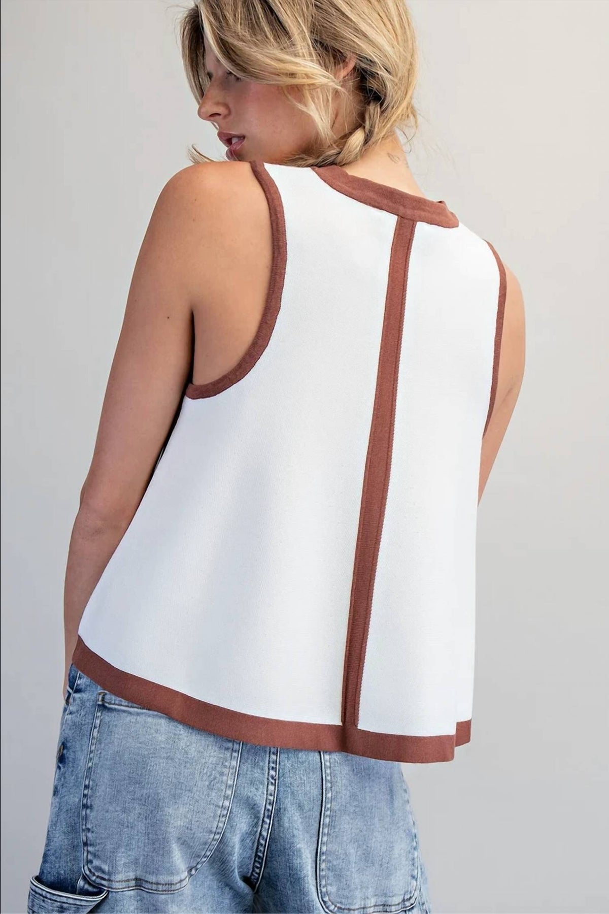 Ee:Some - Contrast Bell Top