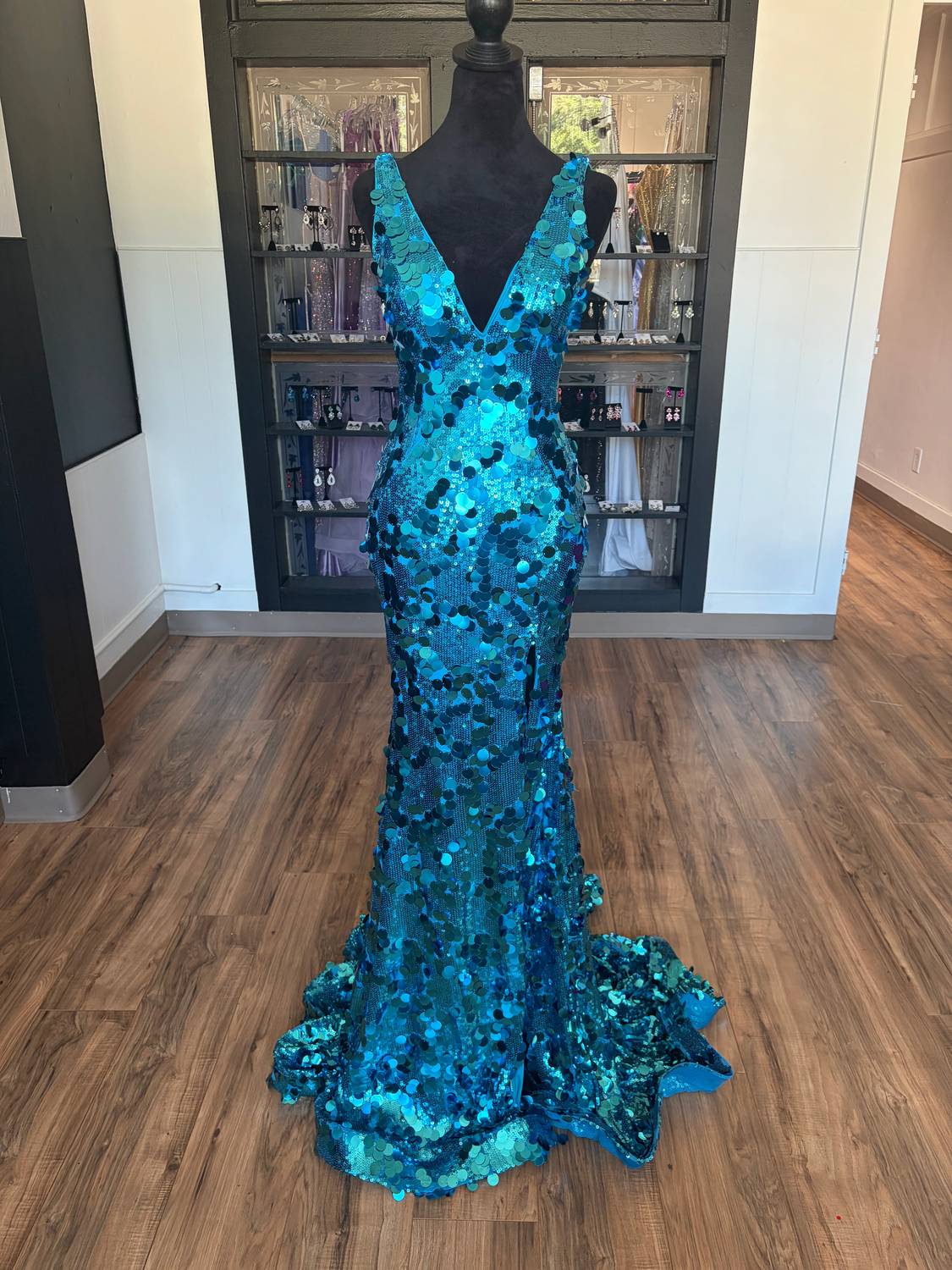 Jovani - Women's Sequins V-neck Dress