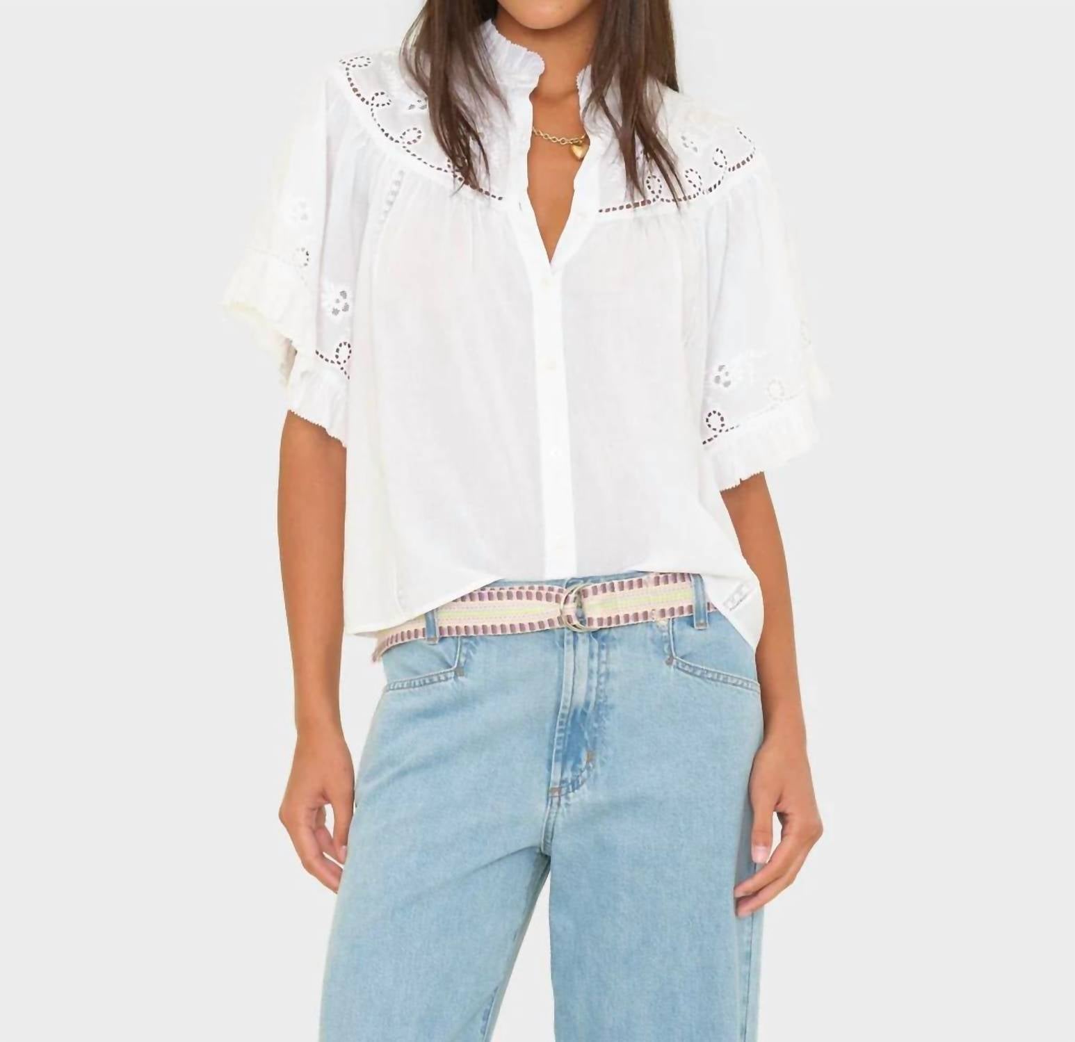 XIRENA Mae Shirt in white - women's blouse