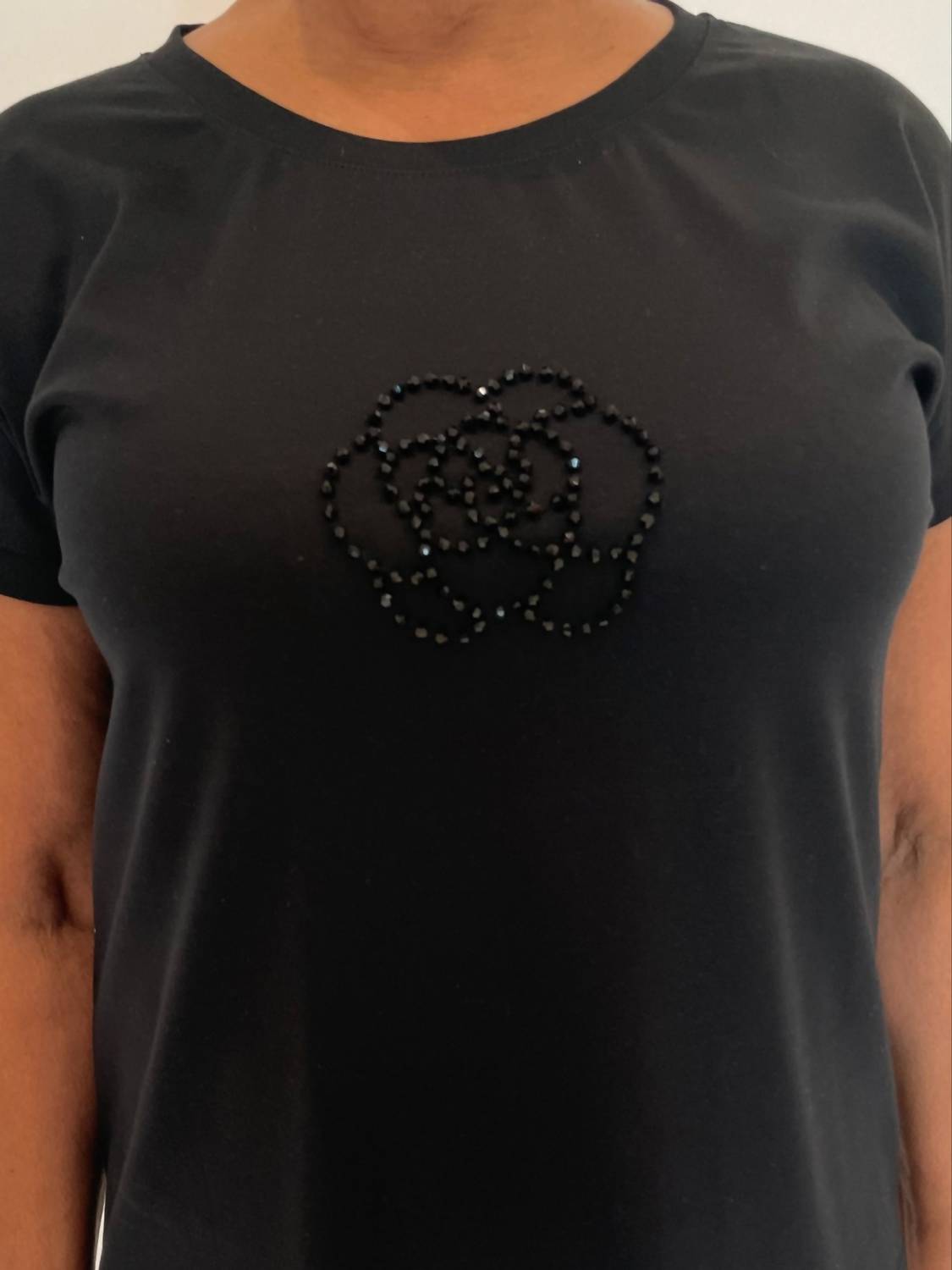 Leo Ugo - Petra Center Rose Tee
