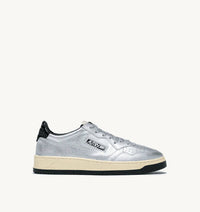 Autry - Women's Medalist Low Sneakers
