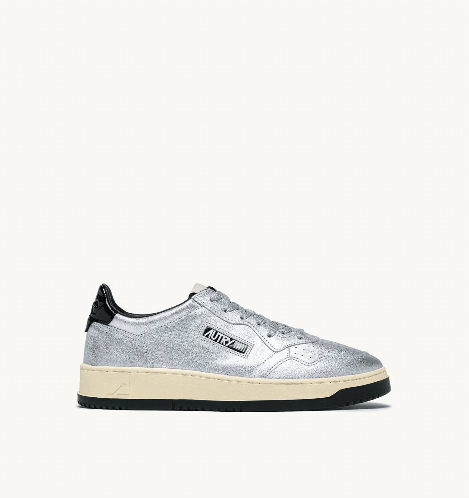 Autry - Women's Medalist Low Sneakers
