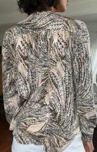 Mint Exclusives - Chiffon Sleeved V Neck Blouse